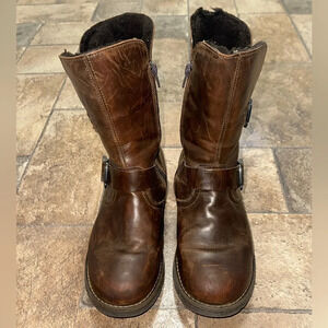 Town Shoes tall boot Size 38